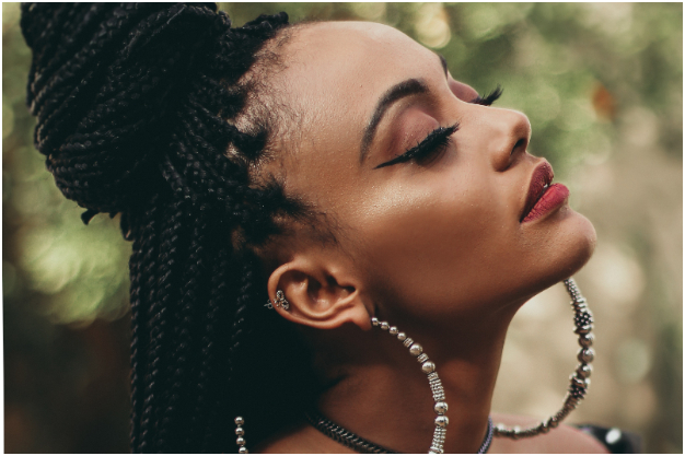 Trenzas africanas: luce trendy y fabulosa con el peinado del momento