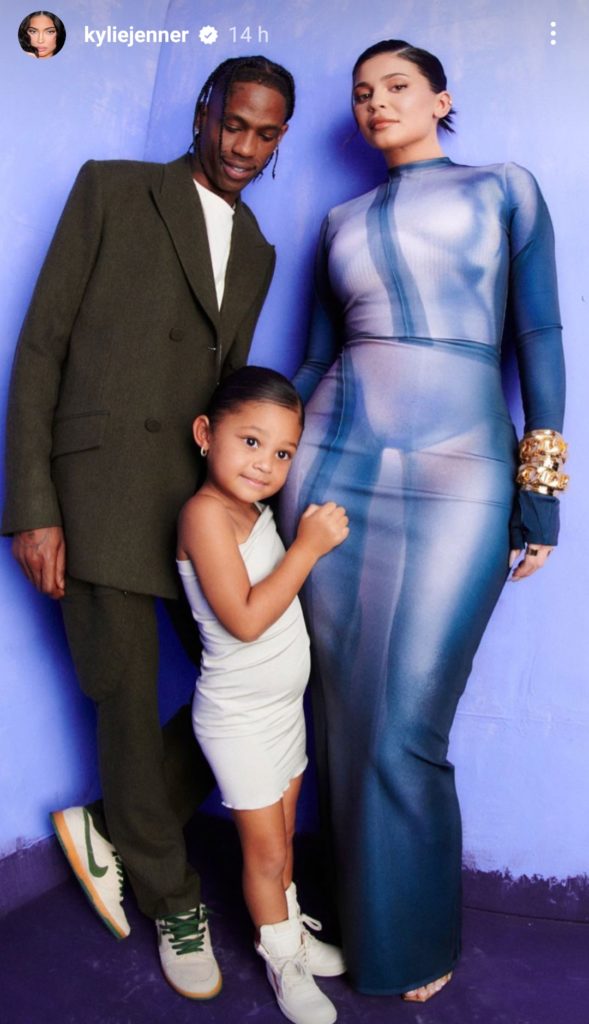 Stormi, la hija de Kylie Jenner, conquistó la alfombra roja de los Billboard