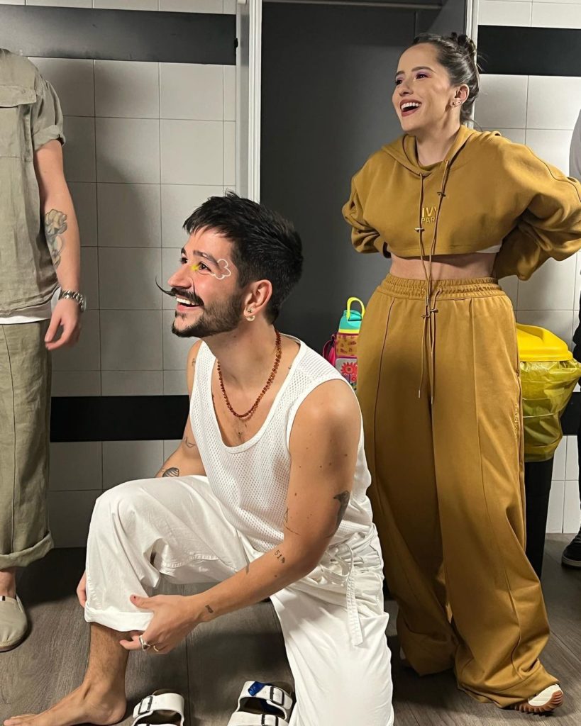 Evaluna comparte una nueva foto de Índigo en la gira de conciertos de Camilo